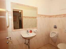 Luxurious Apartment in Kaltenbach With Saana