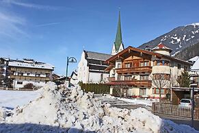 Luxurious Apartment in Kaltenbach With Saana