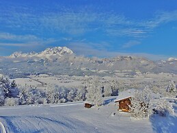 Cozy Chalet in Sankt Johann in Tirol near Ski Area