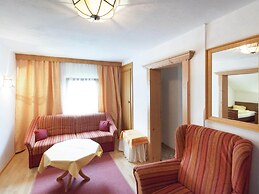 Guesthouse in Vent With Balcony
