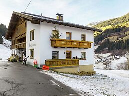 Cozy Apartment near Ski Area in See