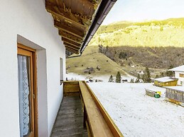 Cozy Apartment near Ski Area in See