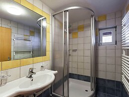 Cozy Apartment near Ski Area in See