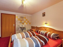 Cozy Apartment near Ski Area in See