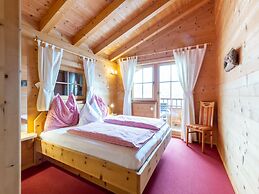 Penthouse With Steam Bath