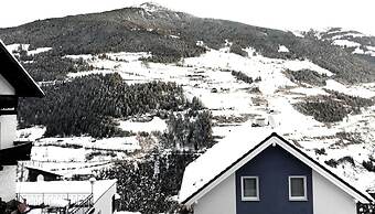 Modern Apartment in Hochgallmigg With Balcony
