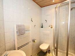 Cosy Holiday Flat With Garden in Wenns