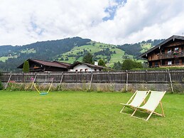 Apartment in Brixen im Thale in ski Area
