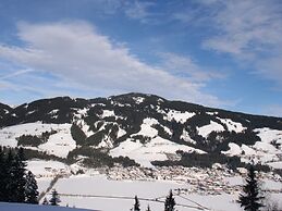 Beautiful Apartment Near Ski Area in Kirchberg
