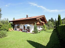 Beautiful Apartment Near Ski Area in Kirchberg