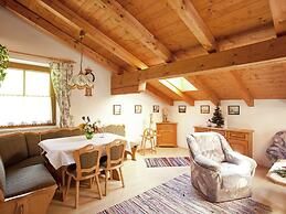 Beautiful Apartment Near Ski Area in Kirchberg