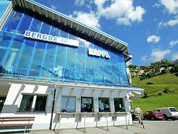 Apartment With Mountain Views From the Balcony
