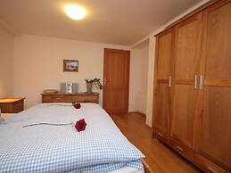 Spacious Apartment in Kitzbuhel near Ski Lift