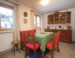 Spacious Apartment in Kitzbuhel near Ski Lift