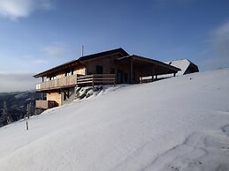 Chalet in Klippitztorl in ski Area With Sauna