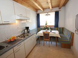 Luxury Apartment in Längenfeld near Ski Area