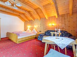 Luxury Apartment in Längenfeld near Ski Area