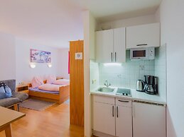 Apartment in Huben Near Ski Slopes