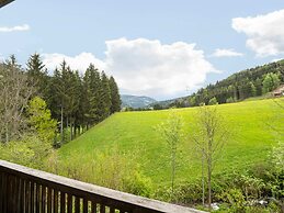 Wooden Chalet in Styria near Kreischberg Ski Area