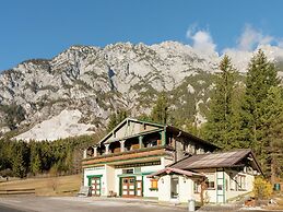 Quaint Holiday in Gröbming near Skiing