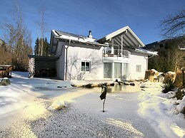 Deluxe Apartment in Vandans With Sauna