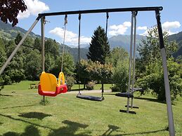 Stylish Holiday Oasis With Sauna & Garden