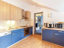 Stylish Holiday Oasis With Sauna & Garden