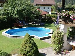 Apartment With a Joint Pool in Watring