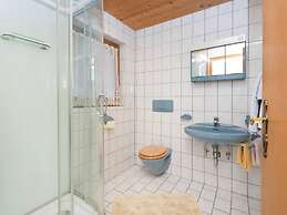 Apartment With a Joint Pool in Watring