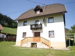 Scenic Holiday Home in Deutsch Griffen near Hochrindl