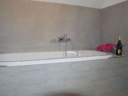 Chalet Only 200 m From ski Lift With Sauna