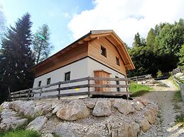 Chalet Only 200 m From ski Lift With Sauna