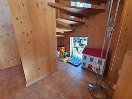 Comfortable Chalet in Hohentauern with Whirlpool near City Center