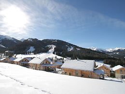 Comfortable Chalet in Hohentauern with Whirlpool near City Center
