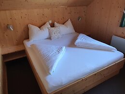 Comfortable Chalet in Hohentauern with Whirlpool near City Center