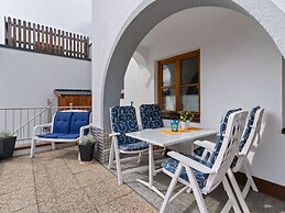 Vibrant Apartment near Ski Area in Fiss