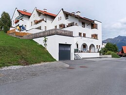 Vibrant Apartment near Ski Area in Fiss
