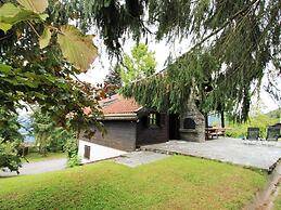 Quiet Holiday Home Near ski Resort