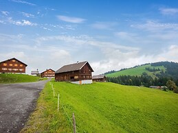 Vintage Holiday Home Near Ski Area