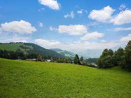 Vintage Holiday Home Near Ski Area