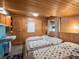 Vintage Holiday Home Near Ski Area