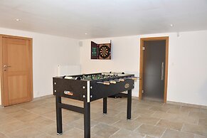 Chalet in Stoumont With Pool and Sauna