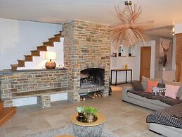 Chalet in Stoumont With Pool and Sauna