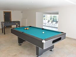 Chalet in Stoumont With Pool and Sauna