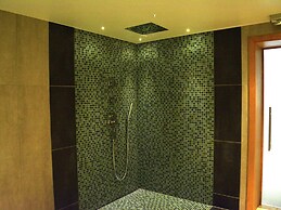 Chalet in Stoumont With Pool and Sauna