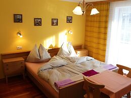 Apartment in Rennweg am Katschberg Near ski Area