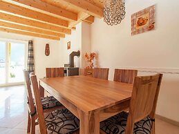 Spacious Chalet near Ski Slopes in Kotschach-Mauthen