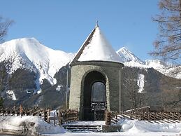 Nice Chalet in Hohentauern / Styria With Sauna