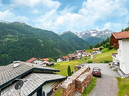 Herrliche Ferienwohnung mit Sauna in Strengen