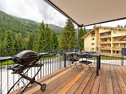 Mountain View Apartment in Bad Kleinkirchheim near Ski Area
